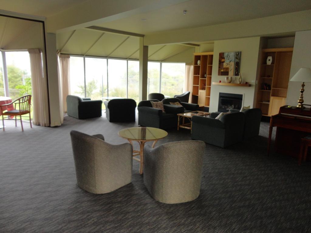 Silver Oaks Hotel - Geyserland Роторуа Екстериор снимка