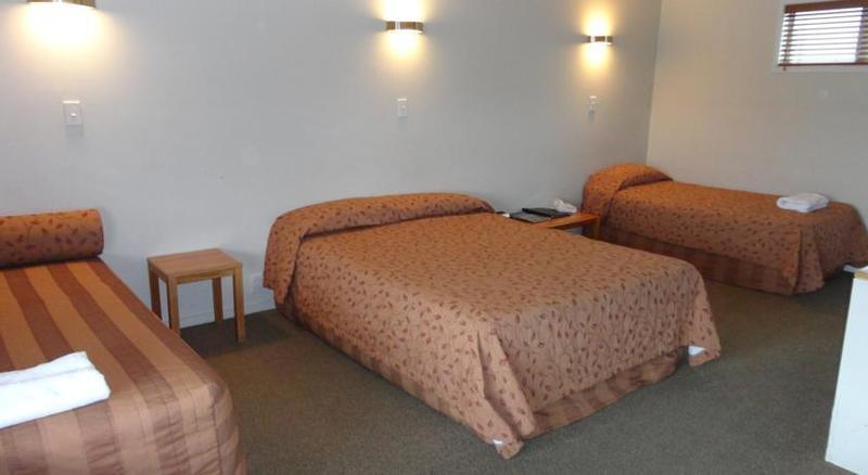Silver Oaks Hotel - Geyserland Роторуа Екстериор снимка