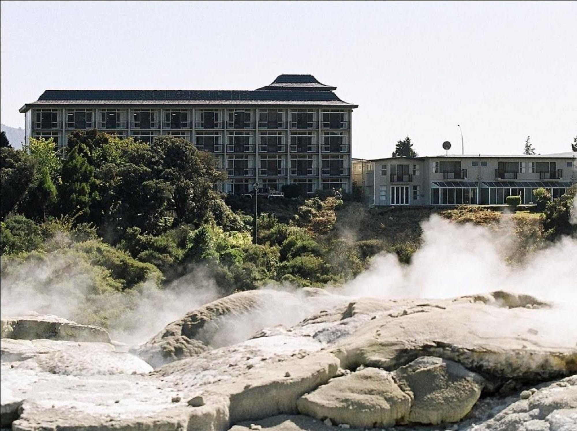 Silver Oaks Hotel - Geyserland Роторуа Екстериор снимка