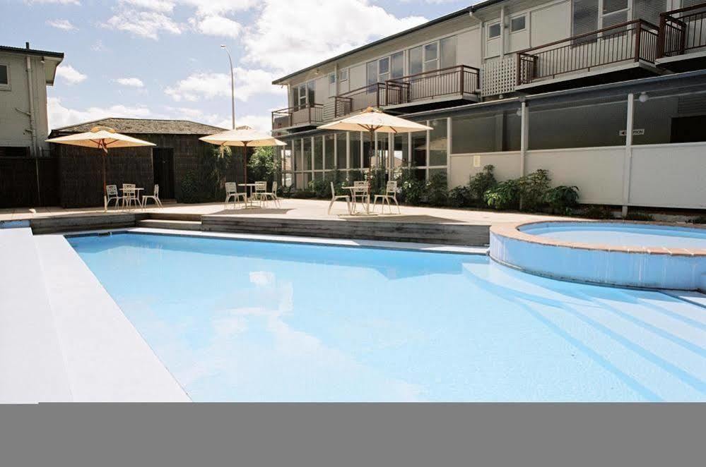 Silver Oaks Hotel - Geyserland Роторуа Екстериор снимка